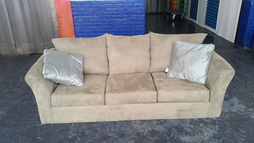 Self-Storage Facility «StorageBlue - Self Storage, Newark», reviews and photos, 200 Mt Pleasant Ave, Newark, NJ 07104, USA