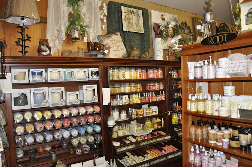 Gift Shop «Seasons Of The Heart Gift Shoppe», reviews and photos, 2115 E 67th St, Anderson, IN 46013, USA