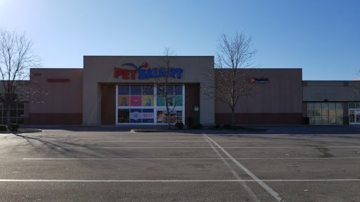 Pet Supply Store «PetSmart», reviews and photos, 1241 Point Mallard Pkwy, Decatur, AL 35601, USA