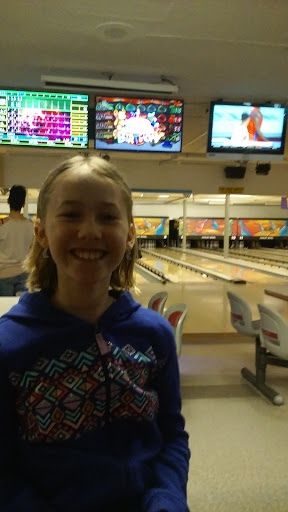 Bowling Alley «Chalet Bowl & 26th Street Cafe», reviews and photos, 3806 N 26th St, Tacoma, WA 98407, USA