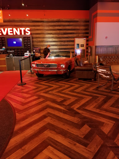 Bowling Alley «Bowlero Romeoville», reviews and photos, 735 N. Center Blvd, Romeoville, IL 60446, USA