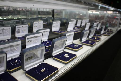 Pawn Shop «Azusa Pawn», reviews and photos, 1028 W Gladstone St, Azusa, CA 91702, USA