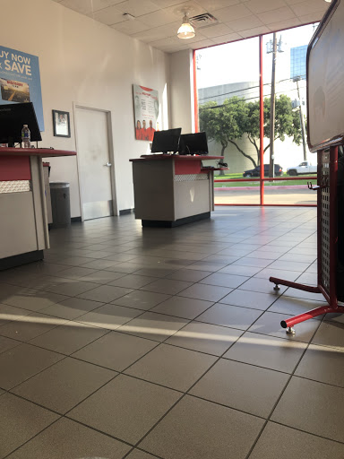 Tire Shop «Discount Tire Store - Dallas, TX», reviews and photos, 2976 Forest Ln, Dallas, TX 75234, USA
