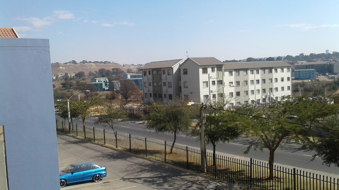 Fleurhof Views Madulammoho Housing