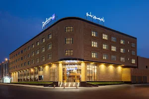 Radisson Blu Hotel, Buraidah image
