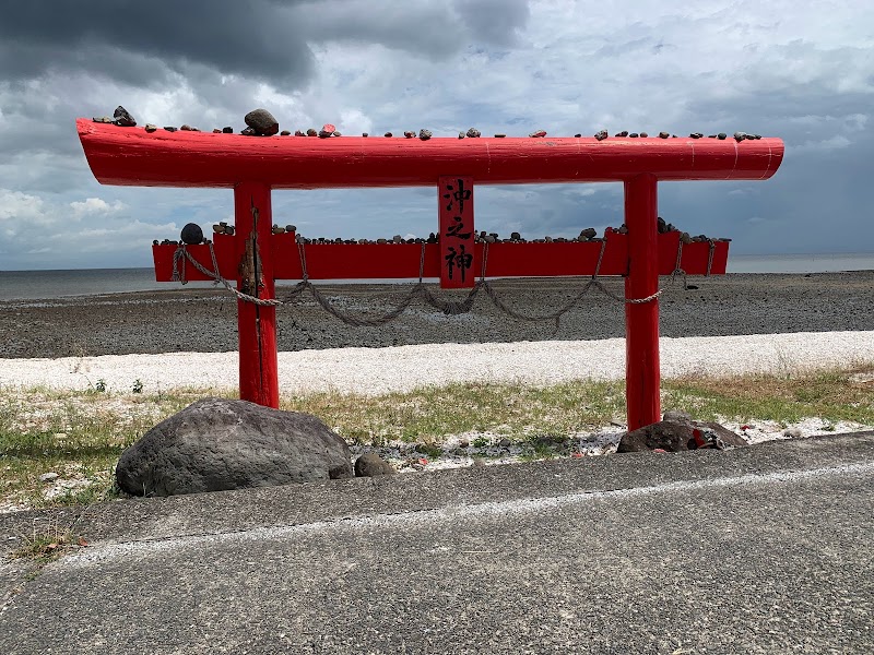 海中鳥居駐車場