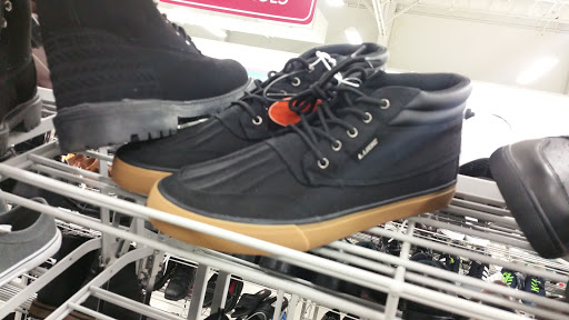 Clothing Store «Burlington Coat Factory», reviews and photos, 290 Turnpike Rd #10, Westborough, MA 01581, USA