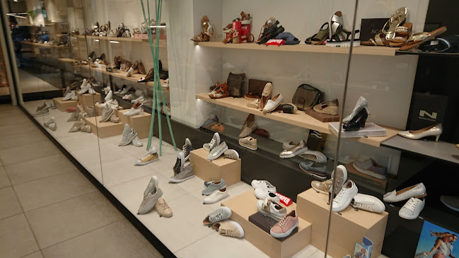 Beoordelingen van Enoks schoenen in Antwerpen - Schoenenwinkel