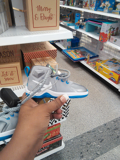 Clothing Store «Ross Dress for Less», reviews and photos, 6610 Mooretown Rd, Williamsburg, VA 23188, USA