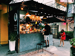 Heaven Bar,& restaurants Rooftop Mahachai