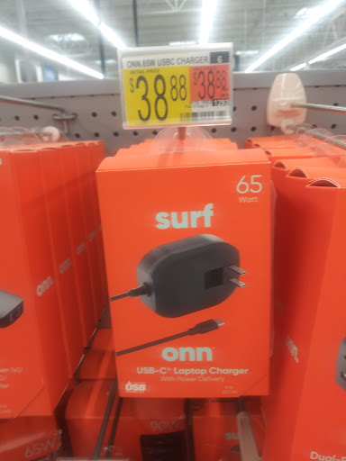 Department Store «Walmart Supercenter», reviews and photos, 814 W Bell Ave, Knoxville, IA 50138, USA