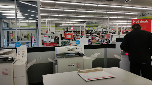 Office Supply Store «Staples», reviews and photos, 757 Gallivan Blvd, Dorchester, MA 02122, USA