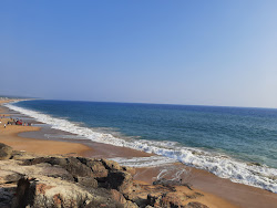 Pozhiyoor Golden Beach'in fotoğrafı düz ve uzun ile birlikte