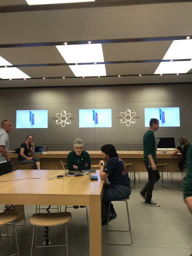 Computer Store «Apple Fashion Place», reviews and photos, 6191 State St, Murray, UT 84107, USA