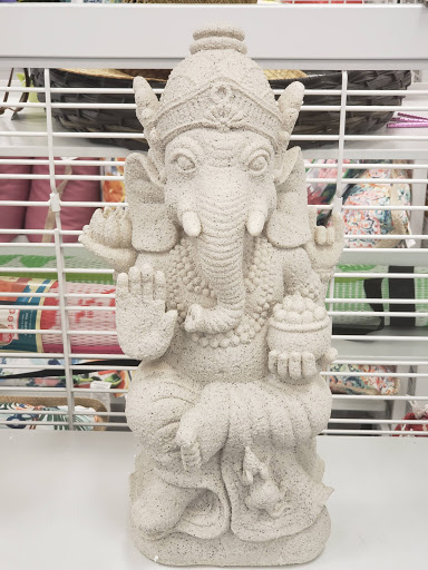 Clothing Store «Ross Dress for Less», reviews and photos, 3000 Gateway St, Springfield, OR 97477, USA