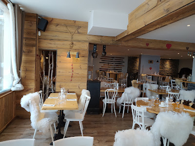 Là Haut à Les Belleville