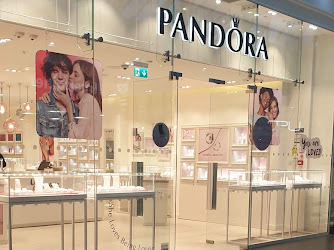 Pandora Birkenhead