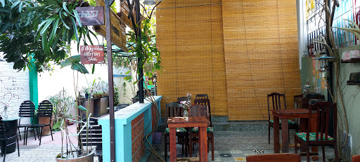 Tiệm cà phê Nhà 57