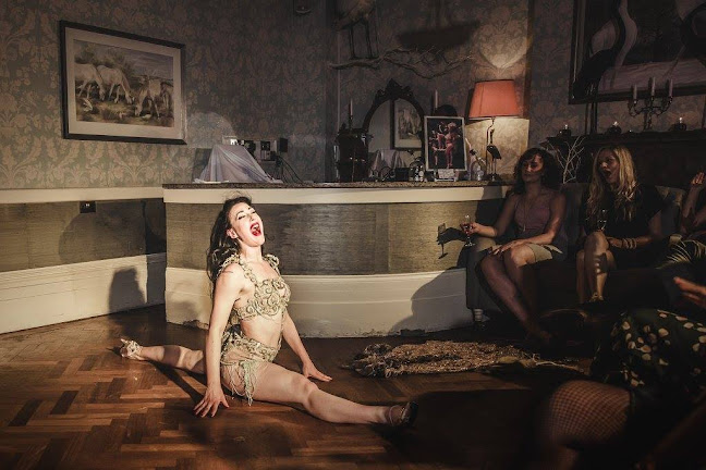 Reviews of Gin House Burlesque in London - Night club