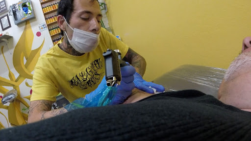 Explore aunt niece tattoo ideas, creative tattoo ideas in Marysville, available at Elegant Arts Tattoo Parlor