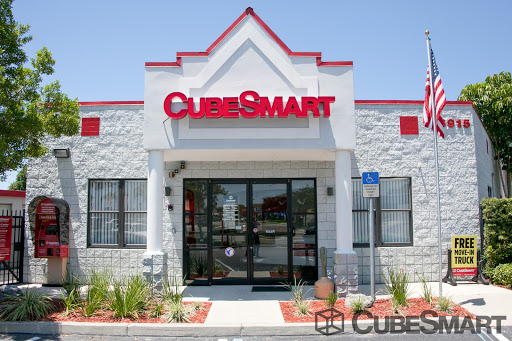 Self-Storage Facility «CubeSmart Self Storage», reviews and photos, 6915 Manatee Ave W, Bradenton, FL 34209, USA
