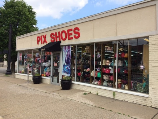 Pix Shoes of Louisville, 201 S Preston St, Louisville, KY 40202, USA, 