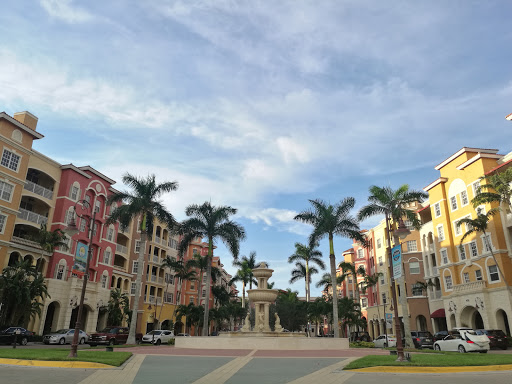 Italian Restaurant «Molto Trattoria», reviews and photos, 368 5th Ave S, Naples, FL 34102, USA