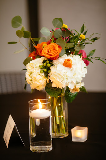 Florist «Janousek Florist Inc. & Greenhouses», reviews and photos, 4901 Charles St, Omaha, NE 68132, USA