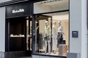 Massimo Dutti image