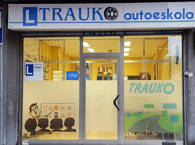 Autoescuela Trauko Trauko Kalea, 15, Uríbarri, 48007 Bilbao, Biscay, España
