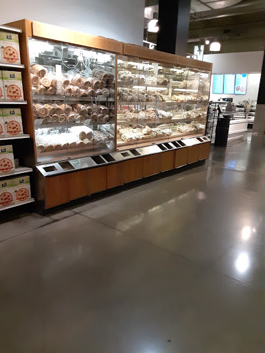 Grocery Store «Whole Foods Market», reviews and photos, 300 Bergen Town Center, Paramus, NJ 07652, USA