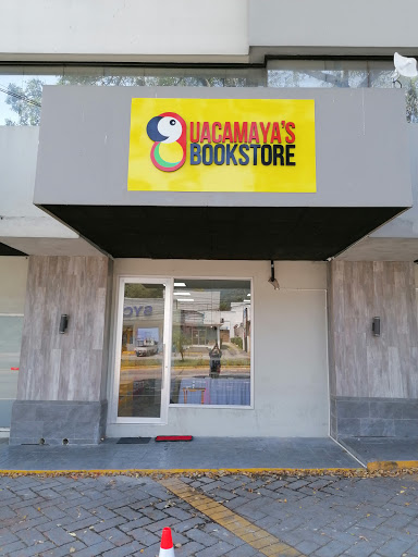 Guacamaya's Bookstore