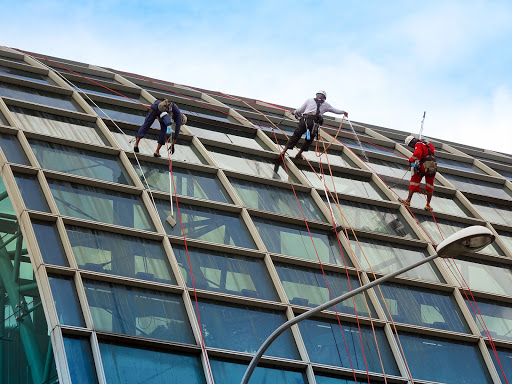 Barak Ba'shakim | Rappelling Works | Pigeons Removal