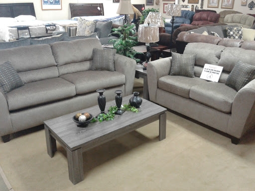 Consignment Shop «Treasure Chest Outlet», reviews and photos, 927 N Tennessee St, Cartersville, GA 30120, USA