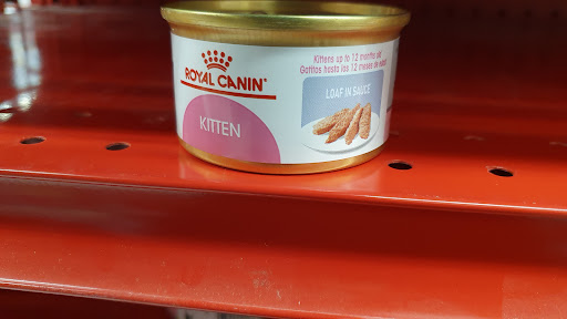 Pet Supply Store «Petco Animal Supplies», reviews and photos, 103 Commerce Way a, Woburn, MA 01801, USA