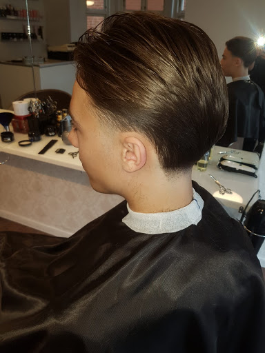 Salon Mina in Ølstykke, Egedal