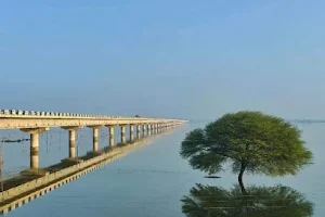 Krishnaa Hole Bridge image