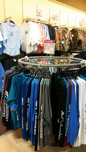 Sportswear Store «Columbia Sportswear Outlet Store at Tanger Outlet Center», reviews and photos, 4630 Factory Stores Blvd A175, Myrtle Beach, SC 29579, USA
