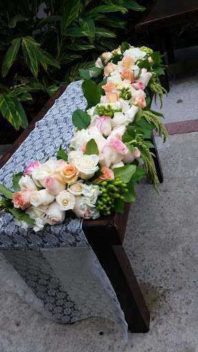 Florist «Louis Gardens Florist», reviews and photos, 1251 S Beach Blvd q, La Habra, CA 90631, USA