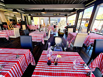 Atmosphère du Restaurant français Le Bistro à Saint-Maximin-la-Sainte-Baume - n°2