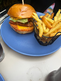 Hamburger du Restaurant Little Café à Paris - n°18
