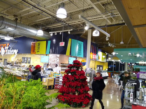 Shopping Mall «Fox Run Mall», reviews and photos, 25-55 Welles St, Glastonbury, CT 06033, USA