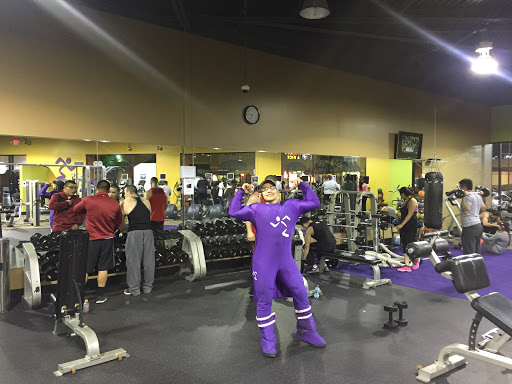 Gym «Anytime Fitness», reviews and photos, 3434 W Illinois Ave, Dallas, TX 75211, USA