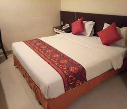 Hotel Alpha Makassar photo