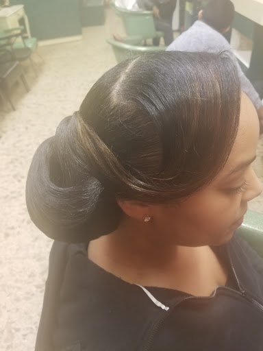 Beauty Salon «Bernarda Beauty Salon», reviews and photos, 569 Main Ave, Passaic, NJ 07055, USA