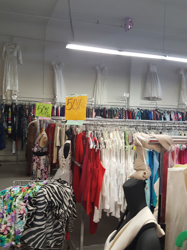 Thrift Store «Thrift Center Thrift Store», reviews and photos, 1060 El Camino Real, San Carlos, CA 94070, USA