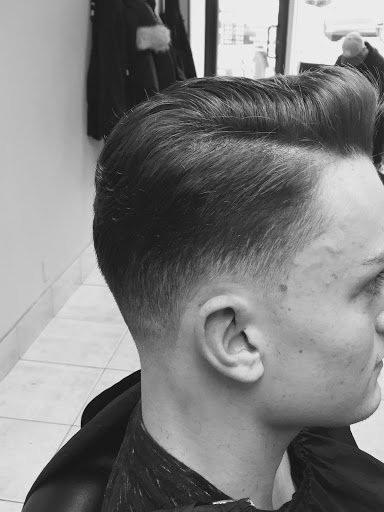 Barber Shop «Central Barber Shop», reviews and photos, 197 E Hartsdale Ave, Hartsdale, NY 10530, USA