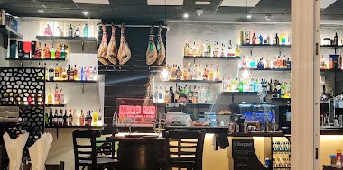 Maná 264 - Tapas & Drinks