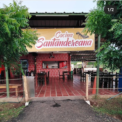 Cocina paisa y Santandereana - 49, La Paz, Colombia