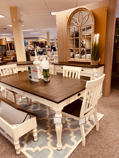 Furniture Store «Badcock Home Furniture &more», reviews and photos, 6621 Memorial Hwy, Tampa, FL 33615, USA